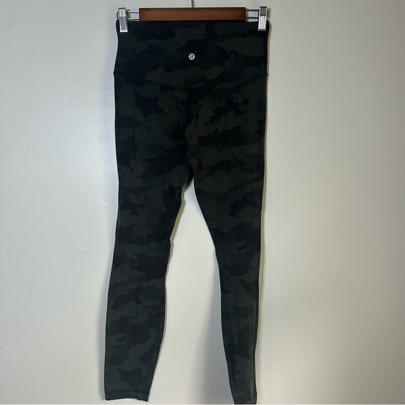 Lululemon Black Camouflage Leggings - Picture 2 of 3